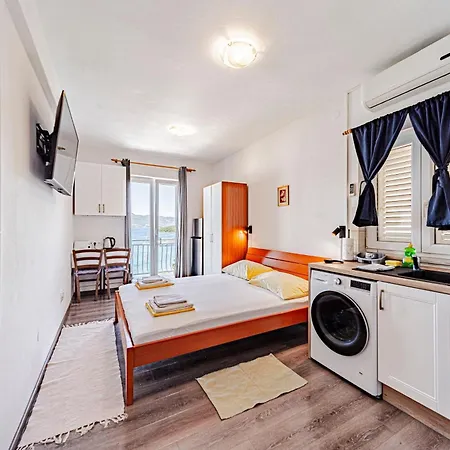 Siriscevic Apartament *